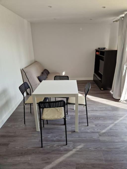 Appartement 2 Pieces Renove Avec Acces Piscine Peymeinade ภายนอก รูปภาพ
